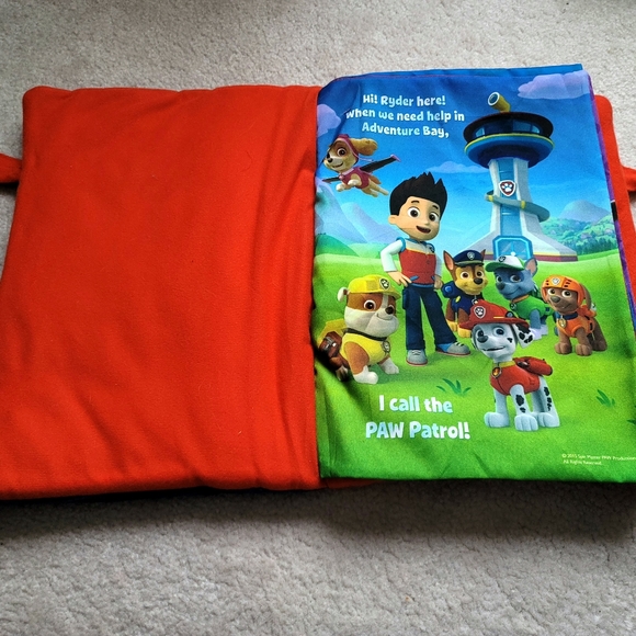 Paw Patrol Padded Fabric Book "Here To Help" - Picture 3 of 8